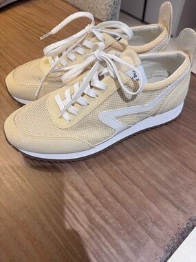 Rag & Bone Retro Runners casual sneakers in soft yellow